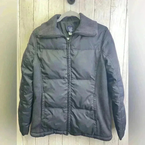 GAP Jackets & Blazers - GAP Puffer Coat Size Small Color Black Fall/Winter/Cold
